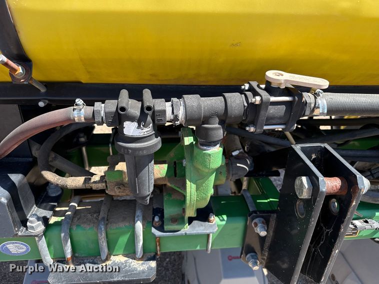 image for item EW4236 Redball 420 hooded sprayer