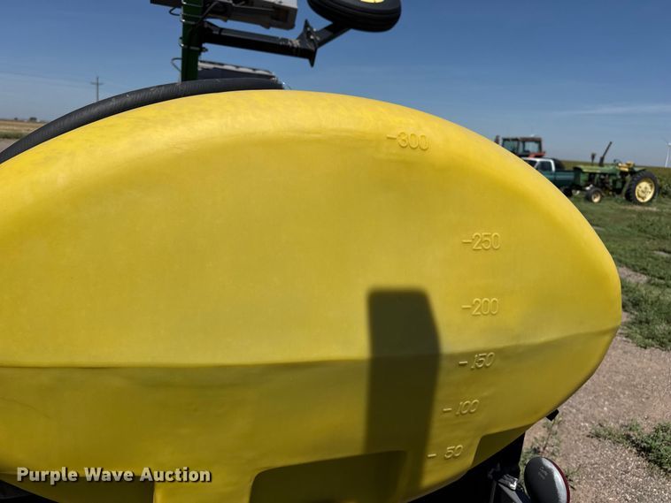 image for item EW4236 Redball 420 hooded sprayer