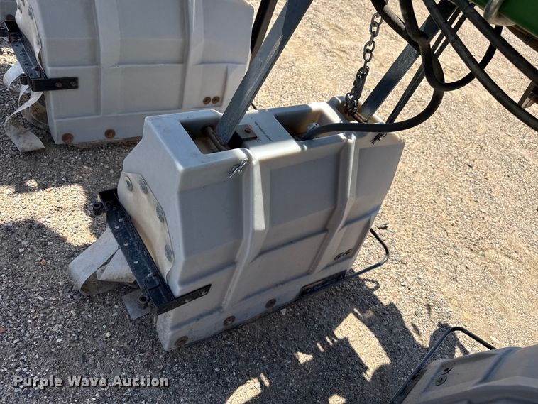 image for item EW4236 Redball 420 hooded sprayer