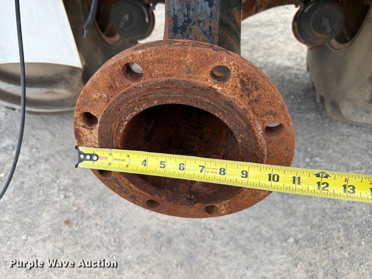 image for item EW8686 1990 Ford LN8000 applicator truck