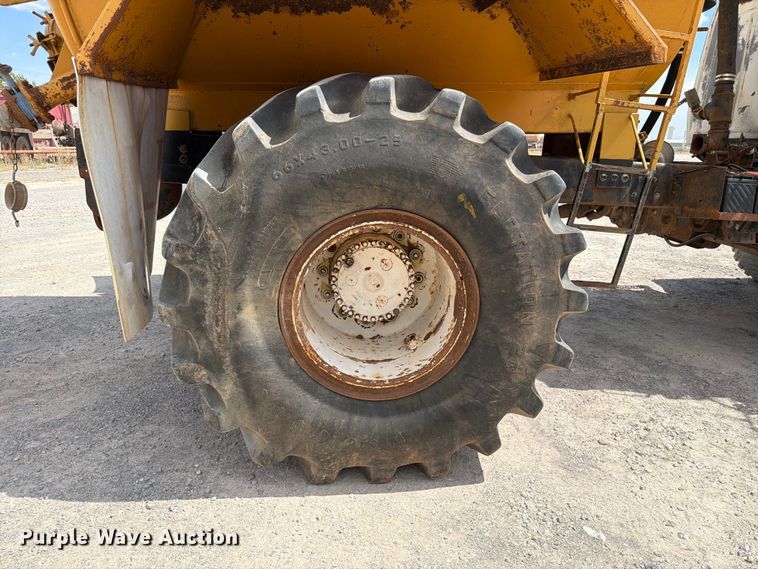 image for item EW8686 1990 Ford LN8000 applicator truck