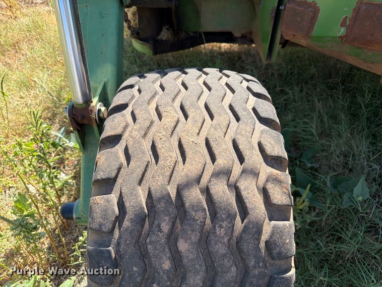 image for item EW8728 2007 Krone Easy Cut 4013 CV swather / windrower