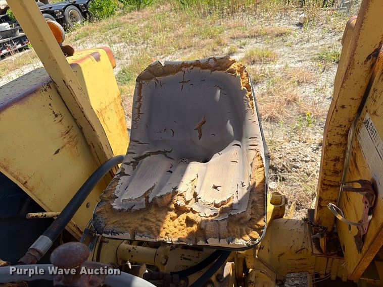 image for item EW8732 1980 Massey Ferguson 50C industrial tractor