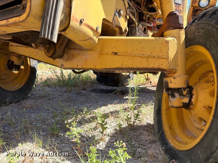 image for item EW8732 1980 Massey Ferguson 50C industrial tractor