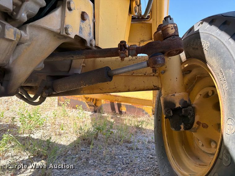 image for item EW8732 1980 Massey Ferguson 50C industrial tractor
