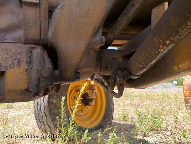 image for item EW8732 1980 Massey Ferguson 50C industrial tractor