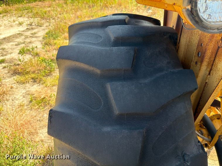 image for item EW8732 1980 Massey Ferguson 50C industrial tractor