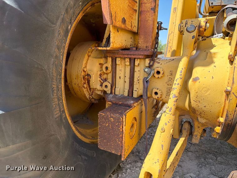 image for item EW8732 1980 Massey Ferguson 50C industrial tractor