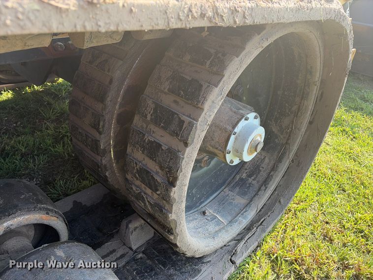 image for item EX2132 Caterpillar Challenger 85E tractor