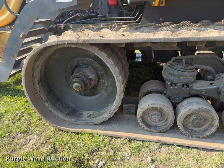 image for item EX2132 Caterpillar Challenger 85E tractor