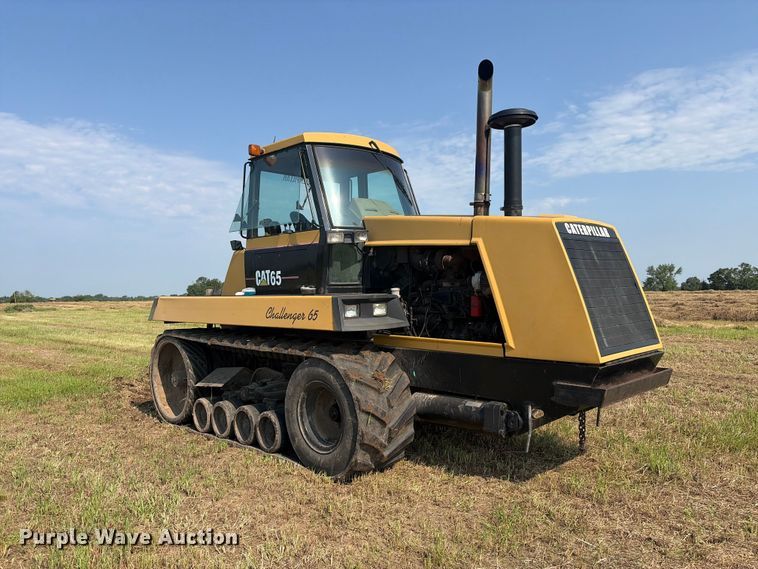 image for item EX2133 1990 Caterpillar Challenger 65 tractor