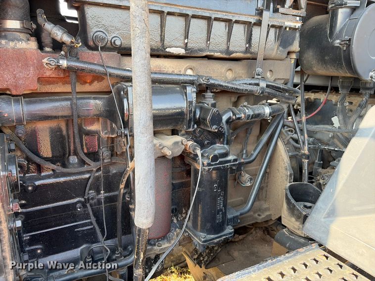 image for item EX2133 1990 Caterpillar Challenger 65 tractor