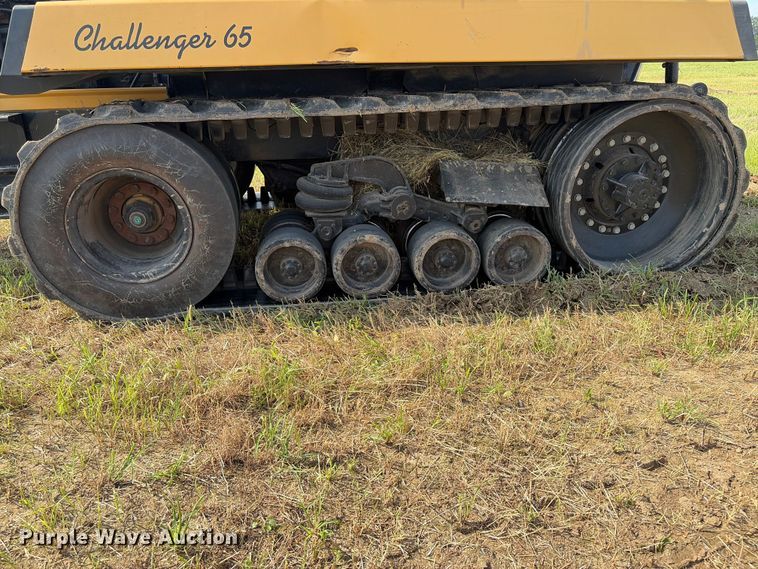 image for item EX2133 1990 Caterpillar Challenger 65 tractor