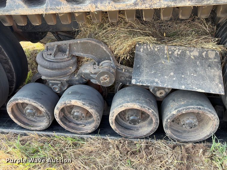 image for item EX2133 1990 Caterpillar Challenger 65 tractor
