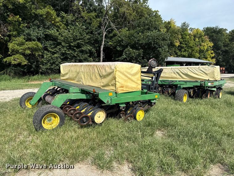 image for item EX2186 1995 John Deere 750  tandem grain drill