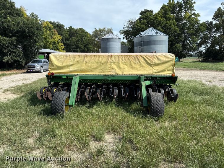 image for item EX2186 1995 John Deere 750  tandem grain drill