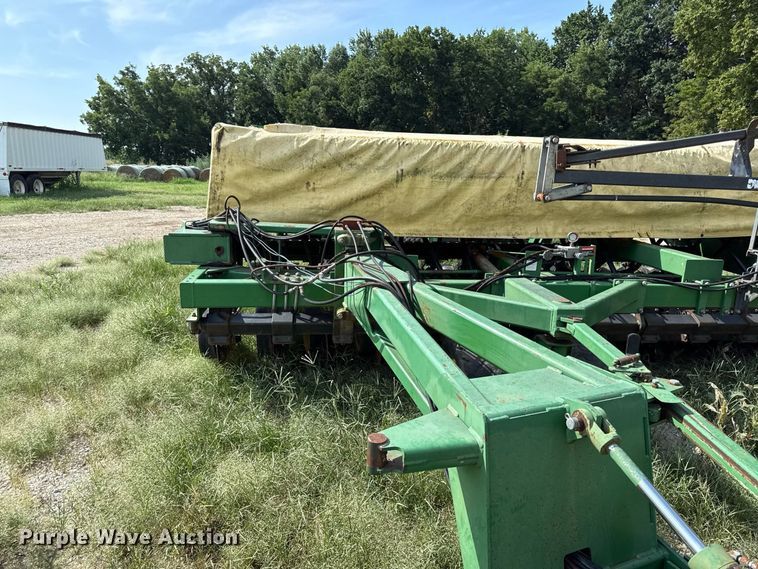 image for item EX2186 1995 John Deere 750  tandem grain drill
