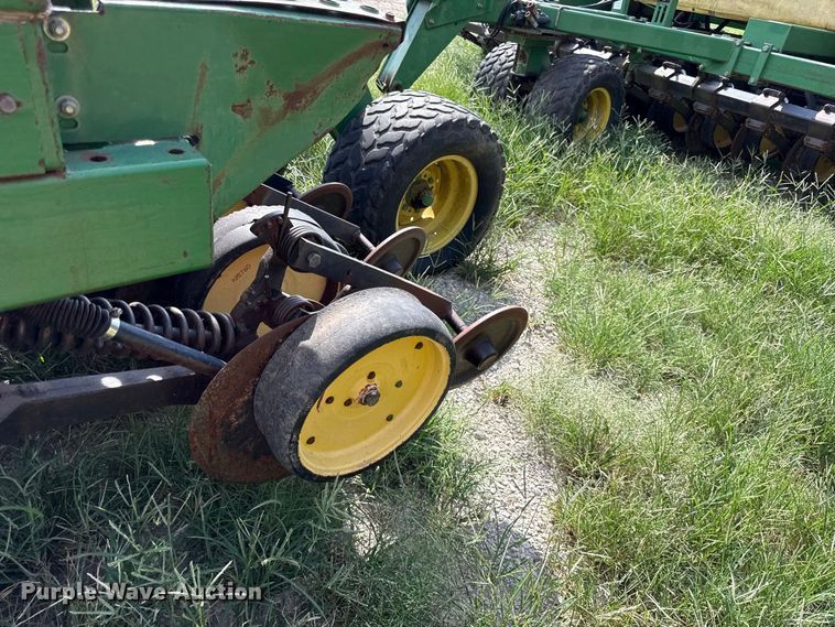 image for item EX2186 1995 John Deere 750  tandem grain drill