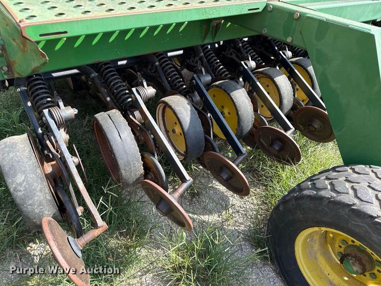 image for item EX2186 1995 John Deere 750  tandem grain drill