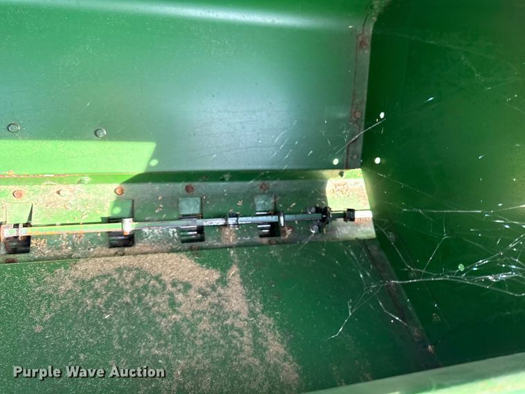 image for item EX2186 1995 John Deere 750  tandem grain drill