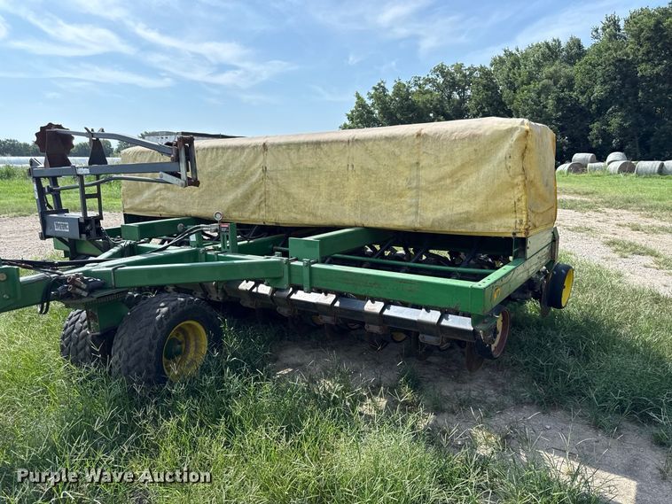 image for item EX2186 1995 John Deere 750  tandem grain drill