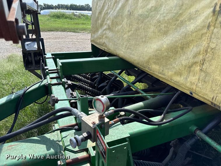 image for item EX2186 1995 John Deere 750  tandem grain drill