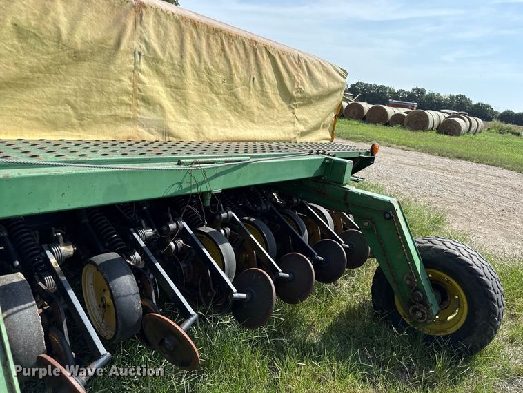 image for item EX2186 1995 John Deere 750  tandem grain drill
