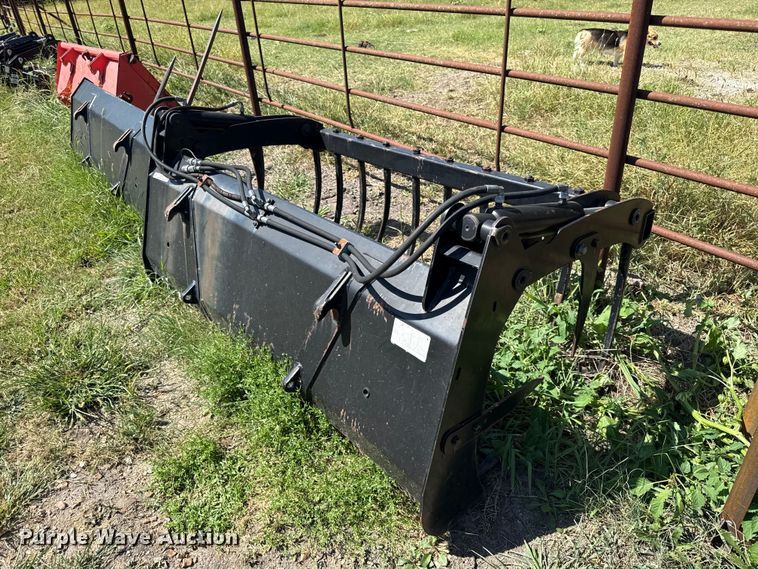 image for item EX2194 CNH America grapple bucket