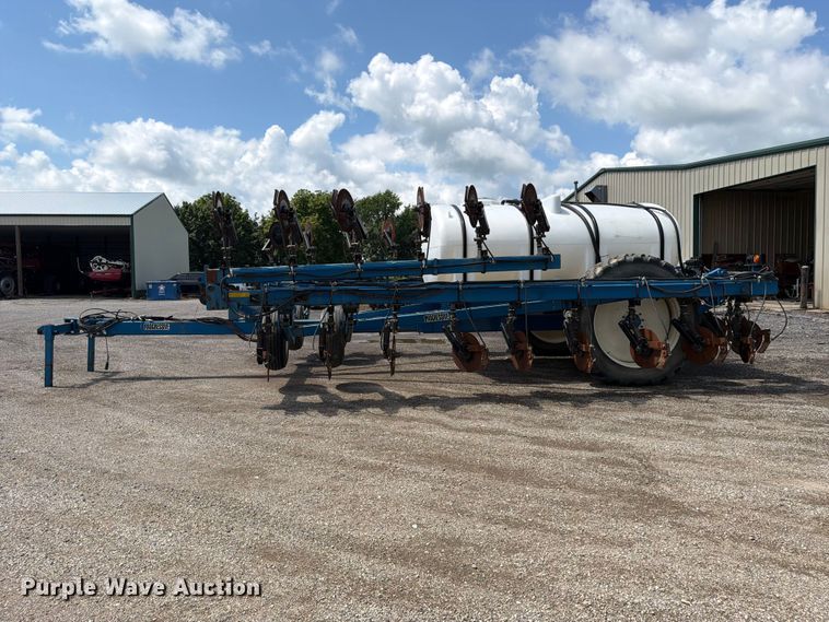 image for item FC3324 Progressive liquid fertilizer applicator