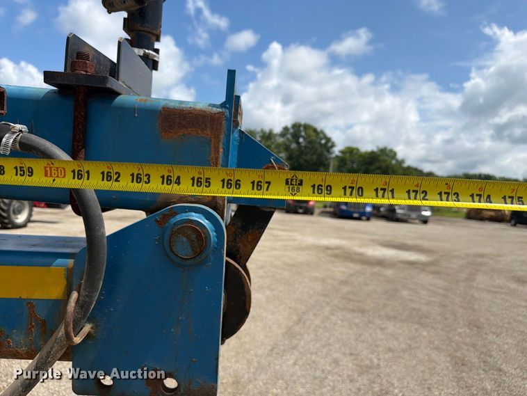 image for item FC3324 Progressive liquid fertilizer applicator