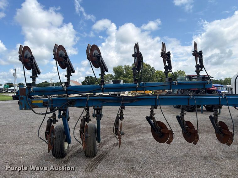 image for item FC3324 Progressive liquid fertilizer applicator