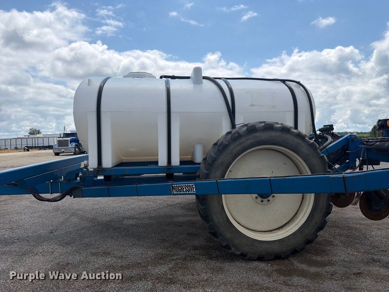 image for item FC3324 Progressive liquid fertilizer applicator