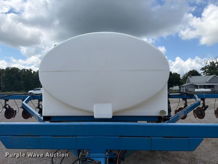 image for item FC3324 Progressive liquid fertilizer applicator