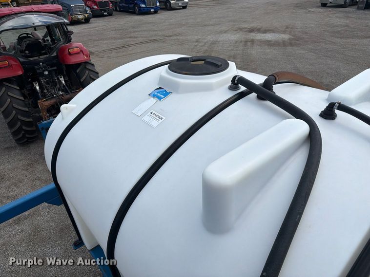 image for item FC3324 Progressive liquid fertilizer applicator