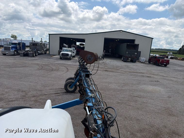 image for item FC3324 Progressive liquid fertilizer applicator