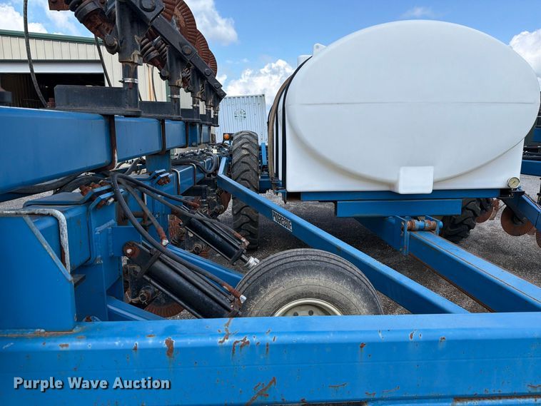 image for item FC3324 Progressive liquid fertilizer applicator