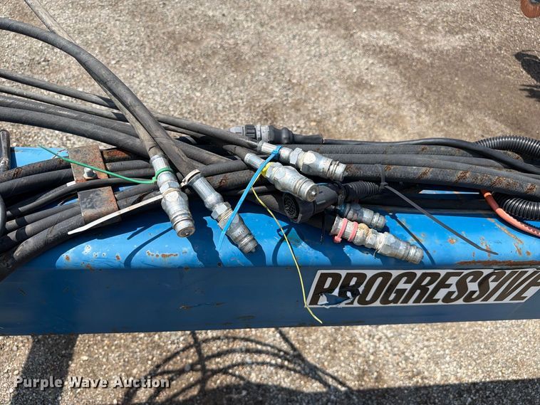 image for item FC3324 Progressive liquid fertilizer applicator