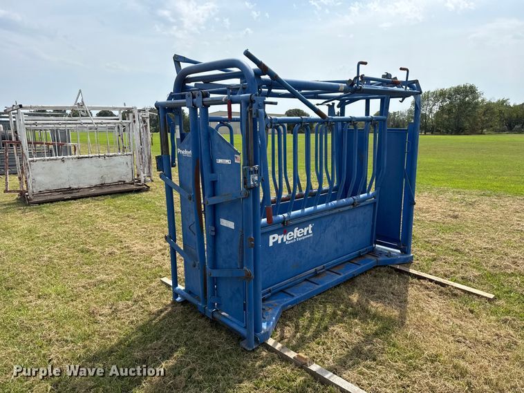 image for item FC4125 Priefert S04 Livestock chute