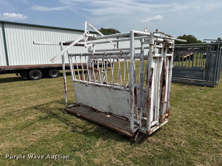 image for item FC4126 Livestock chute