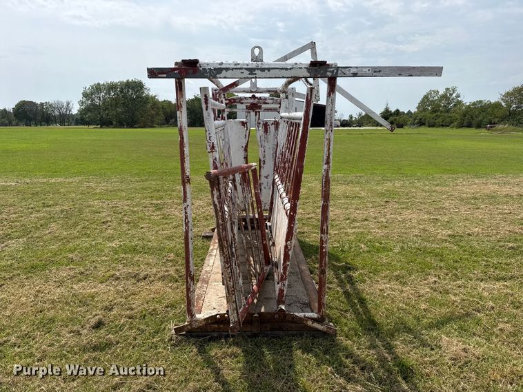image for item FC4126 Livestock chute