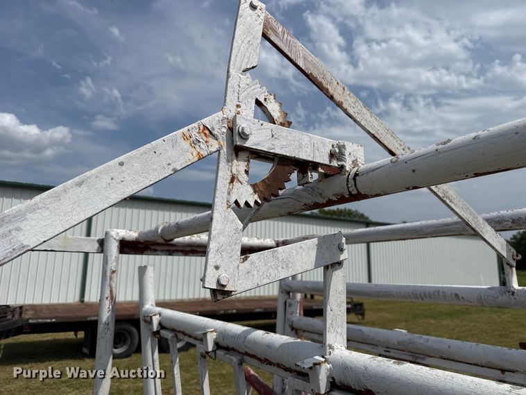 image for item FC4126 Livestock chute