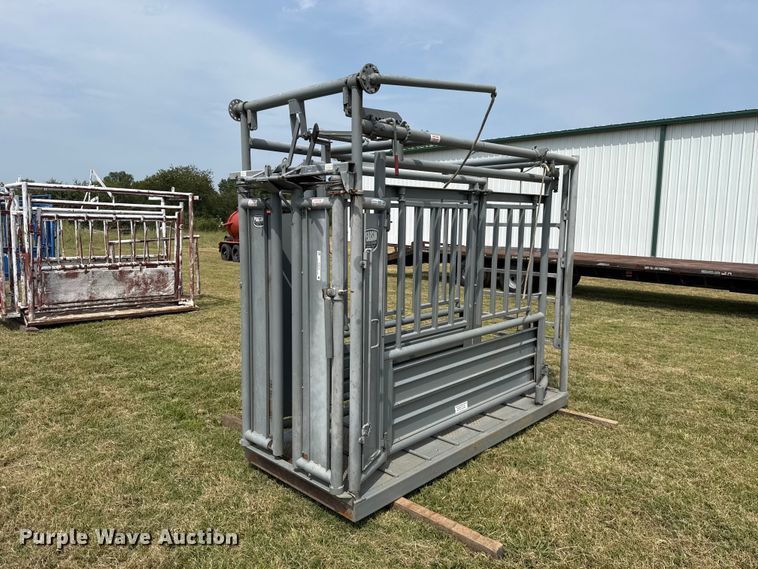 Pearson CMC01SC livestock chute