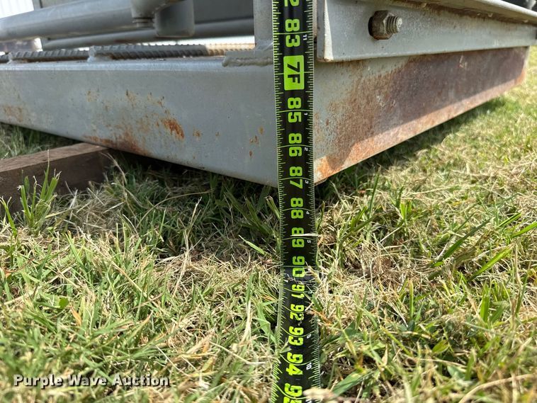 image for item FC4127 Pearson CMC01SC livestock chute