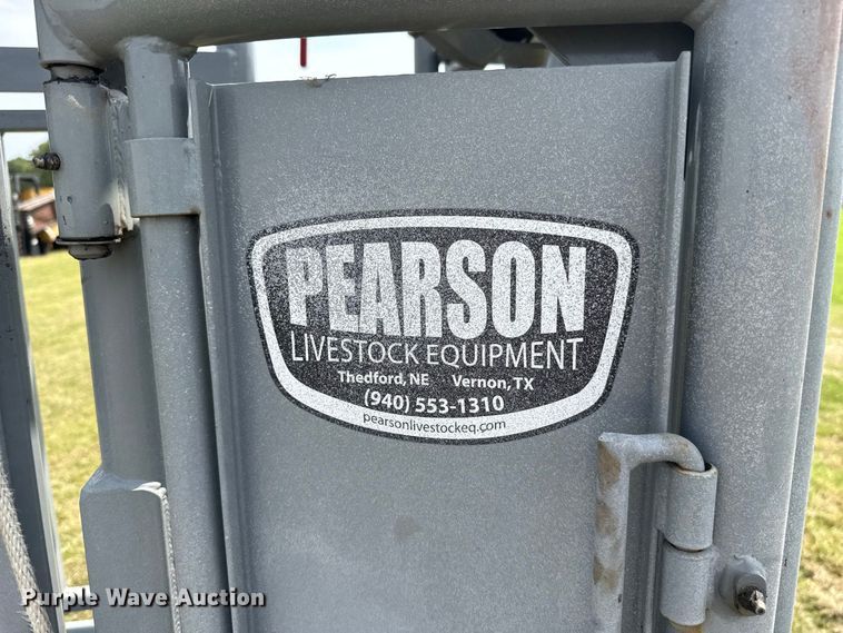 image for item FC4127 Pearson CMC01SC livestock chute