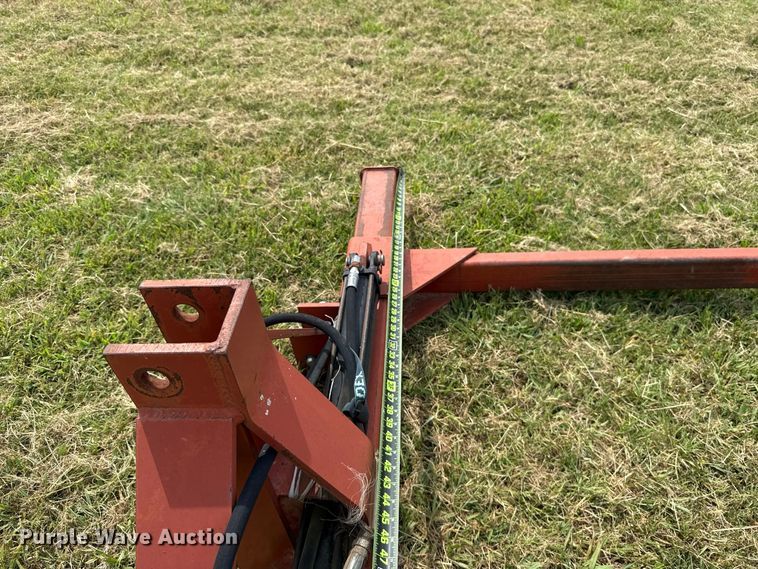 image for item FC4128 Bale unroller