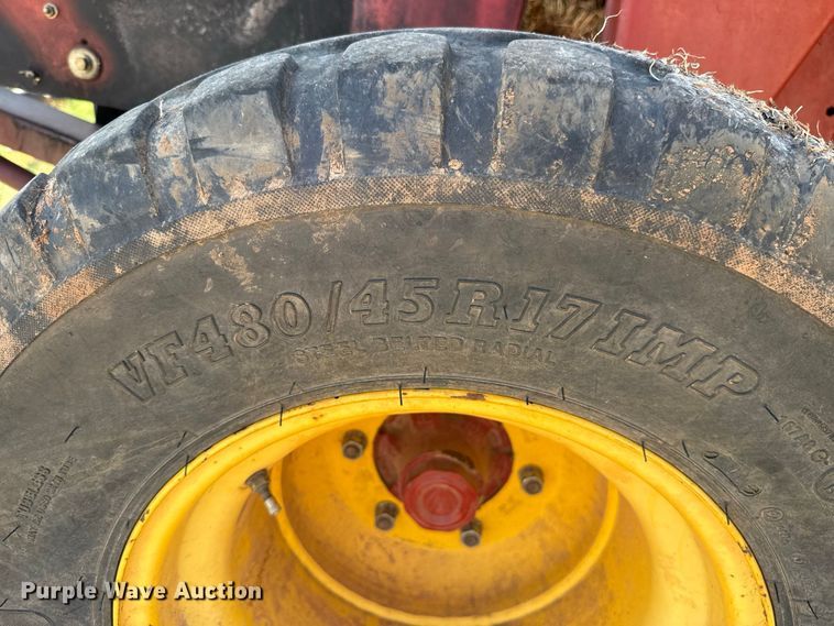 image for item FC4184 2008 New Holland BR7090 round baler