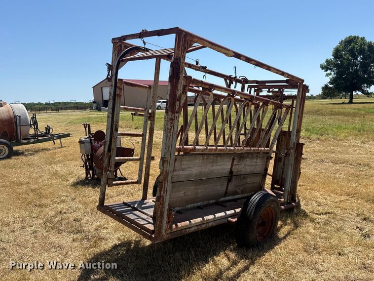 image for item FC4191 W-W Manufacturing Co. portable livestock chute