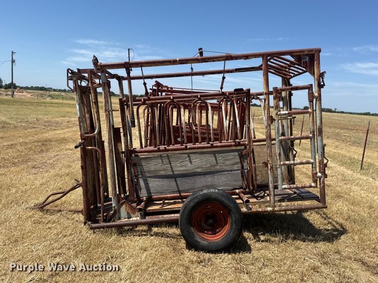 image for item FC4191 W-W Manufacturing Co. portable livestock chute