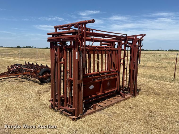 image for item FC4192 J&I Mfg. livestock chute