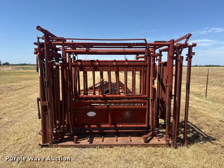 image for item FC4192 J&I Mfg. livestock chute